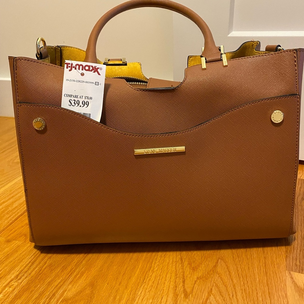Steve Madden brown leather purse